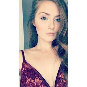 Meet your Posher, Carolyn